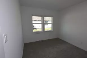 12027 Old Fashion Cir, Mont Belvieu, TX 77535 - Photo 9