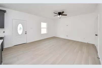 1815 Thompson Street, La Marque, TX 77568 - Photo 13