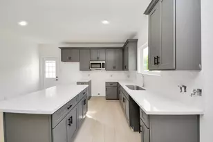 1815 Thompson St, La Marque, TX 77568 - Photo 3