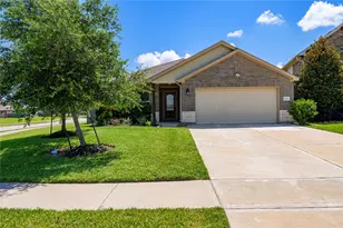 2832 Cross Colony Dr, Dickinson, TX 77539 - Photo 1