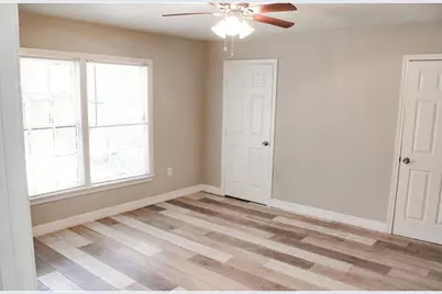 1604 Florida Street, Baytown, TX 77520 - Photo 5