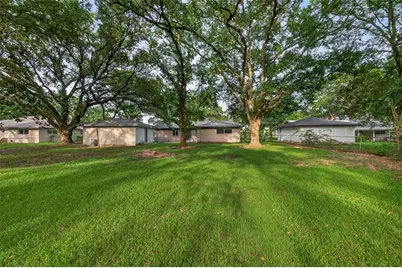 9 N Amburn Road, Texas City, TX 77591 - Photo 37