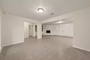 9 N Amburn Rd, Texas City, TX 77591 - Photo 11