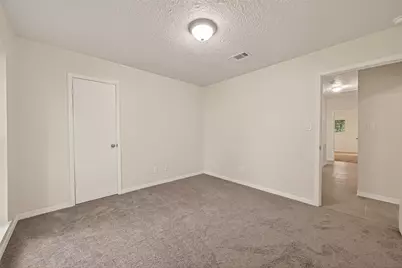9 N Amburn Road, Texas City, TX 77591 - Photo 21
