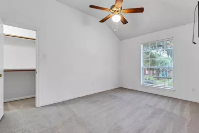 8818 Apple Mill Drive, Houston, TX 77095 - Photo 31