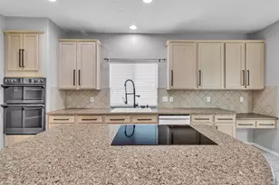 8818 Apple Mill Dr, Houston, TX 77095 - Photo 15