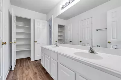 8818 Apple Mill Drive, Houston, TX 77095 - Photo 33