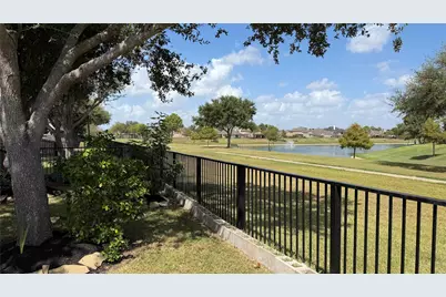13401 Highland Lake Lane, Pearland, TX 77584 - Photo 31