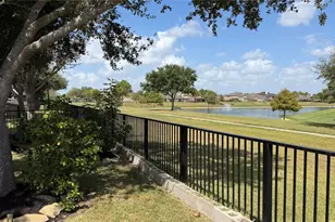 13401 Highland Lake Ln, Pearland, TX 77584 - Photo 31