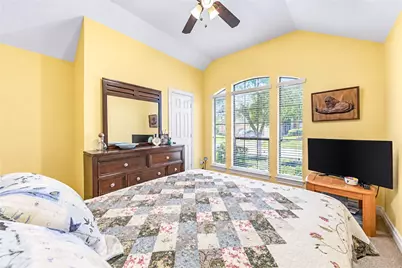 13401 Highland Lake Lane, Pearland, TX 77584 - Photo 23