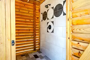 342 Atkinson St, Crystal Beach, TX 77650 - Photo 13