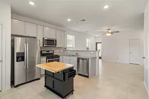 23039 True Fortune Dr, Katy, TX 77493 - Photo 5