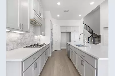 8019 Treetop View, Fulshear, TX 77441 - Photo 3