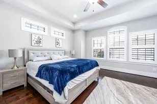 11027 Acorn Falls Dr, Houston, TX 77043 - Photo 27