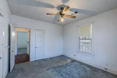 4314 Avenue Q 1/2, Galveston, TX 77550 - Photo 11