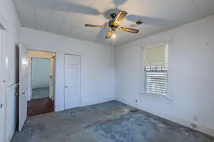 4314 Ave Q 1/2, Galveston, TX 77550 - Photo 11