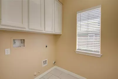4006 Forest Birch Court, Houston, TX 77059 - Photo 13
