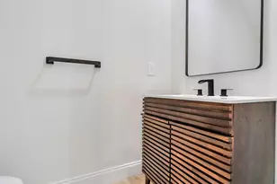 545 W 25th St, Houston, TX 77008 - Photo 5