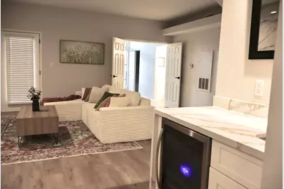 4900 Floyd Street #10, Houston, TX 77007 - Photo 5