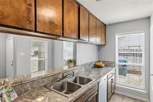 610 Cross Timbers Dr, College Station, TX 77840 - Photo 17