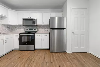 210 Brazos Street #102, Brazoria, TX 77422 - Photo 3