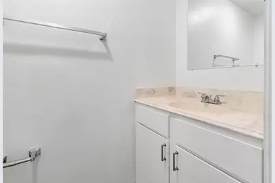 210 Brazos Street #102, Brazoria, TX 77422 - Photo 7