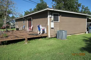 225 Moore St, Richwood, TX 77531 - Photo 7