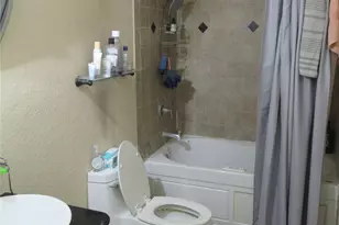 225 Moore St, Richwood, TX 77531 - Photo 23
