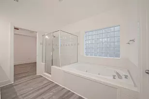 9830 Cynthia Ann Ct, Houston, TX 77025 - Photo 41