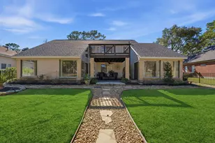 76 April Wind Dr S, Conroe, TX 77356 - Photo 3