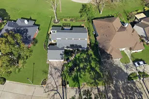 76 April Wind Dr S, Conroe, TX 77356 - Photo 25