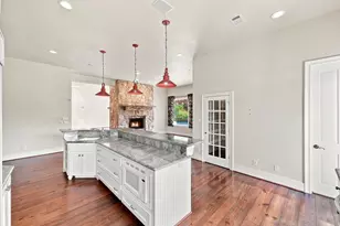 6503 Sussex Ct, Spring, TX 77389 - Photo 11