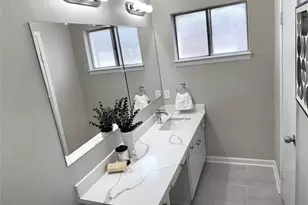 11010 Sageburrow Dr, Houston, TX 77089 - Photo 15