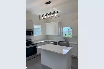 3808 Avenue L, Galveston, TX 77550 - Photo 7