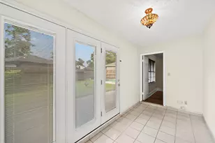 14811 Mystic Bend Dr, Cypress, TX 77429 - Photo 19