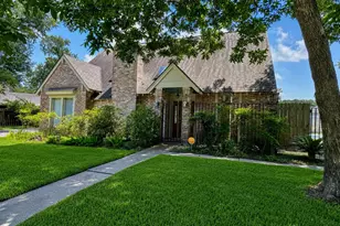 14811 Mystic Bend Dr, Cypress, TX 77429 - Photo 3
