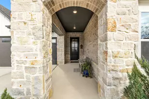 14886 Shavers Dr, Willis, TX 77318 - Photo 3