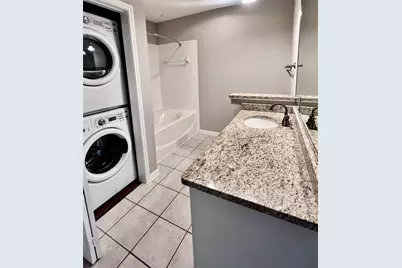 5353 Memorial Drive #1055, Houston, TX 77007 - Photo 7