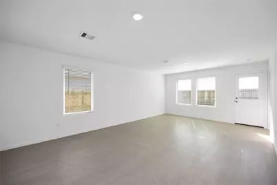 4930 Valencia Forest, Richmond, TX 77469 - Photo 5