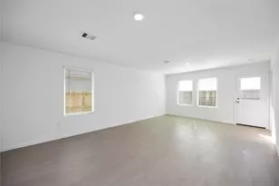 4930 Valencia Frst, Richmond, TX 77469 - Photo 5
