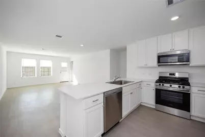 4930 Valencia Forest, Richmond, TX 77469 - Photo 7