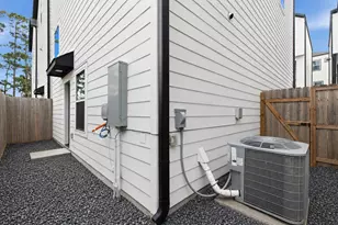 712 W Donovan St, Houston, TX 77091 - Photo 25