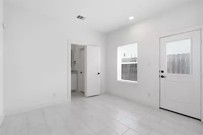 712 W Donovan Street #C, Houston, TX 77091 - Photo 3