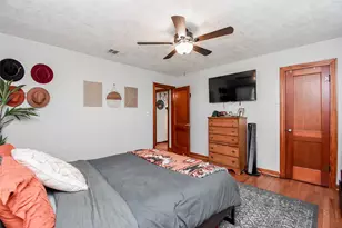 302 Damon St, Richmond, TX 77406 - Photo 21