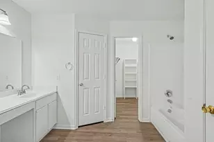 11110 Vanilla Circle Court, Houston, TX 77044 - Photo 13