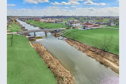 11621 Grandview Drive, Montgomery, TX 77356 - Photo 13