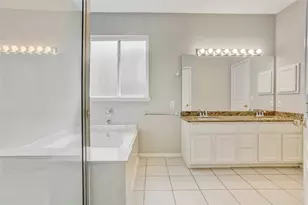 35 Tranquil Glade Pl, The Woodlands, TX 77381 - Photo 17