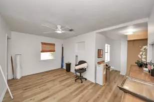 5303 Lyons Ave, Houston, TX 77020 - Photo 17