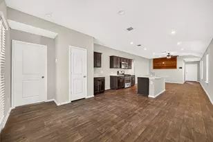 14939 Cypress Holw Dr, New Caney, TX 77357 - Photo 15
