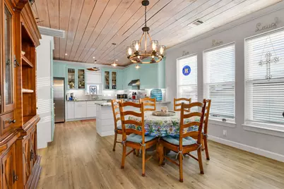 12824 E Madrid, Galveston, TX 77554 - Photo 9